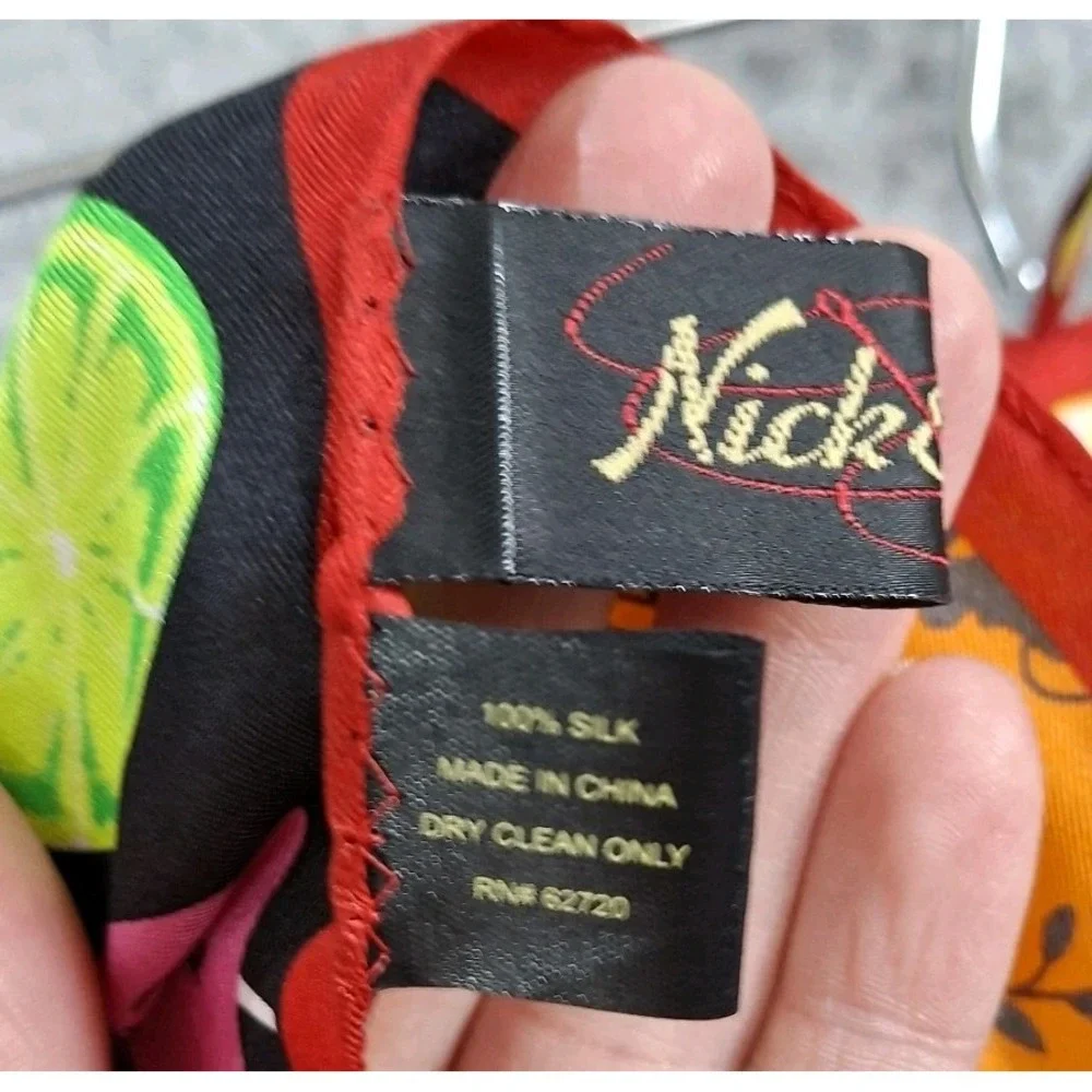 Nick and Nora 100% Silk Scarf Wrap Handkerchief Cocktail Print 21x21 Black Red